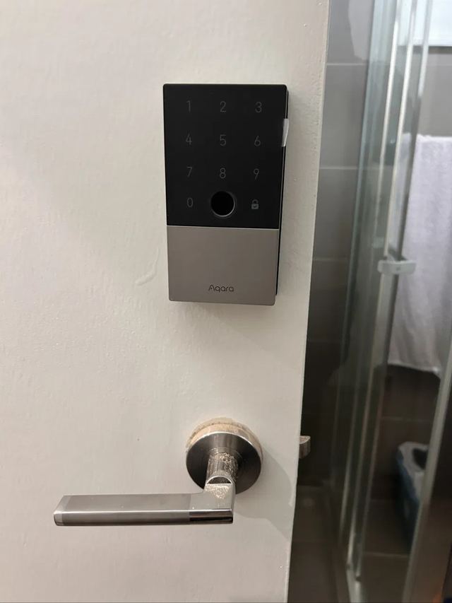 Aqara keypad lock added to an internal door